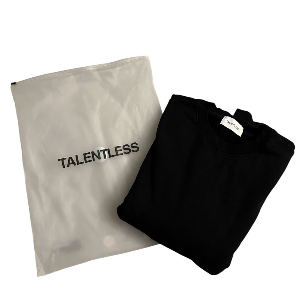 TALENTLESS Women’s Classic Black Crewneck Sweater